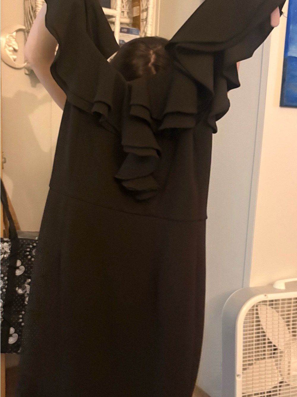 Lulu's Black One-Shoulder Ruffle-Back Dress